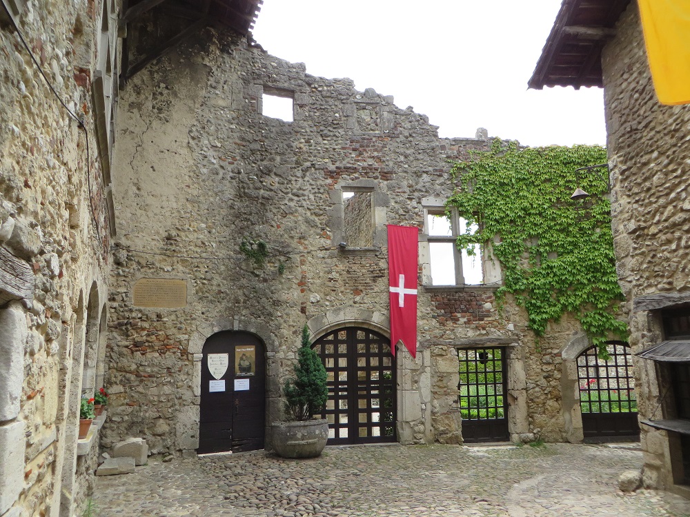 villages-médievaux-france-pérouges