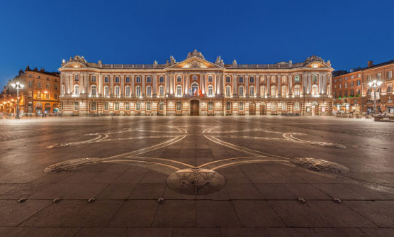 qué-ver-en-toulouse-capitole-muchosol-e1518793674791