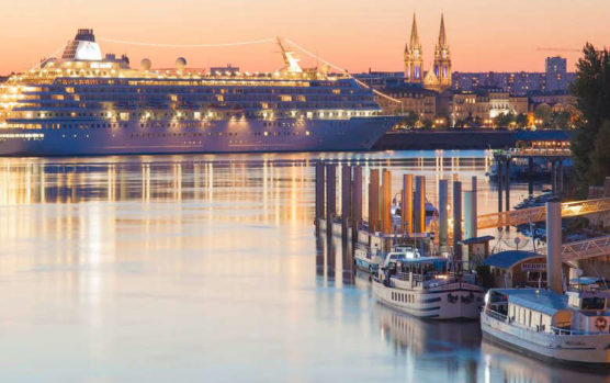 Quoi-faire-a-bordeaux-avec-des-enfants-port-lune-Muchosol