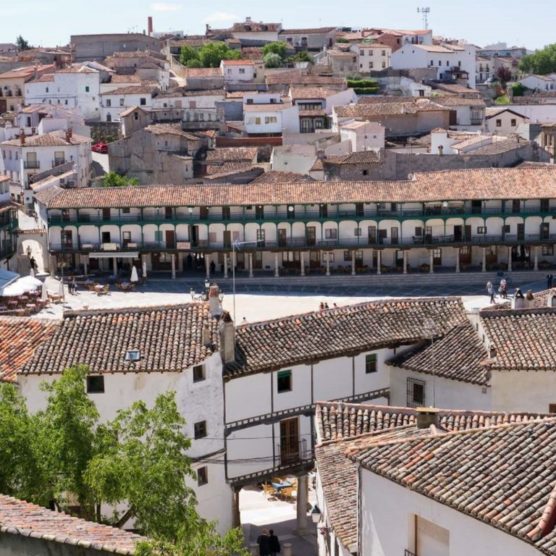 Chinchón-plaza-mayor-muchosol