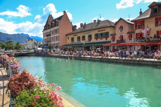 On comprend mieux le surnom de Venise des Alpes