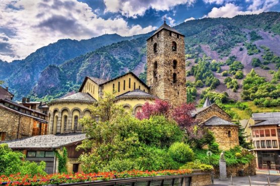 La remarquable église de Sant Esteve