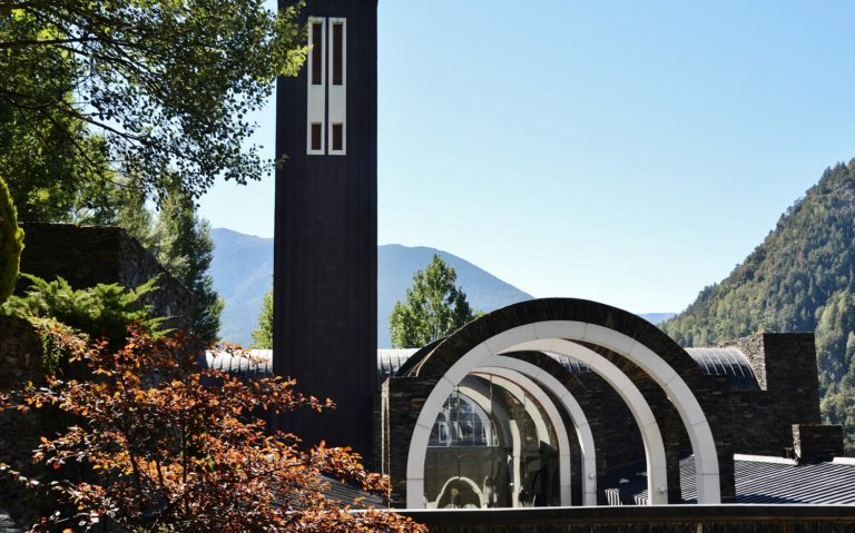 Meritxell-Sanctuaire-andorre-ricardo-bofill