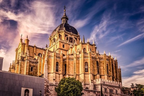 cathedrale-madrid-real-almudena