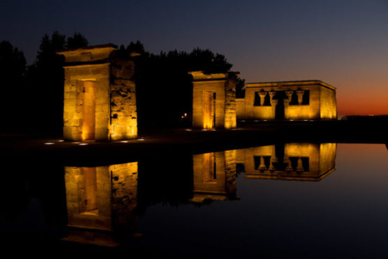 temple-de-la-debod-madrid-nuit