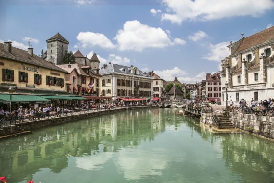 annecy-ville-pour-voyager-avec-enfants