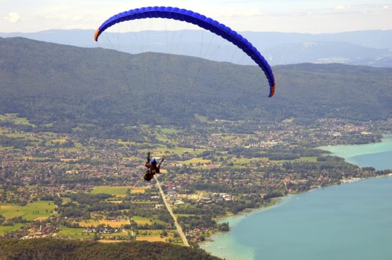 lac-annecy-parapente-sports-plein-air