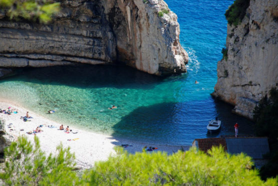 meilleures-plages-croatie-stiniva-strand-vis