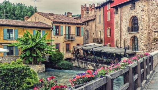 Que-voir-au-Lac-de-Garde-village-Borghetto