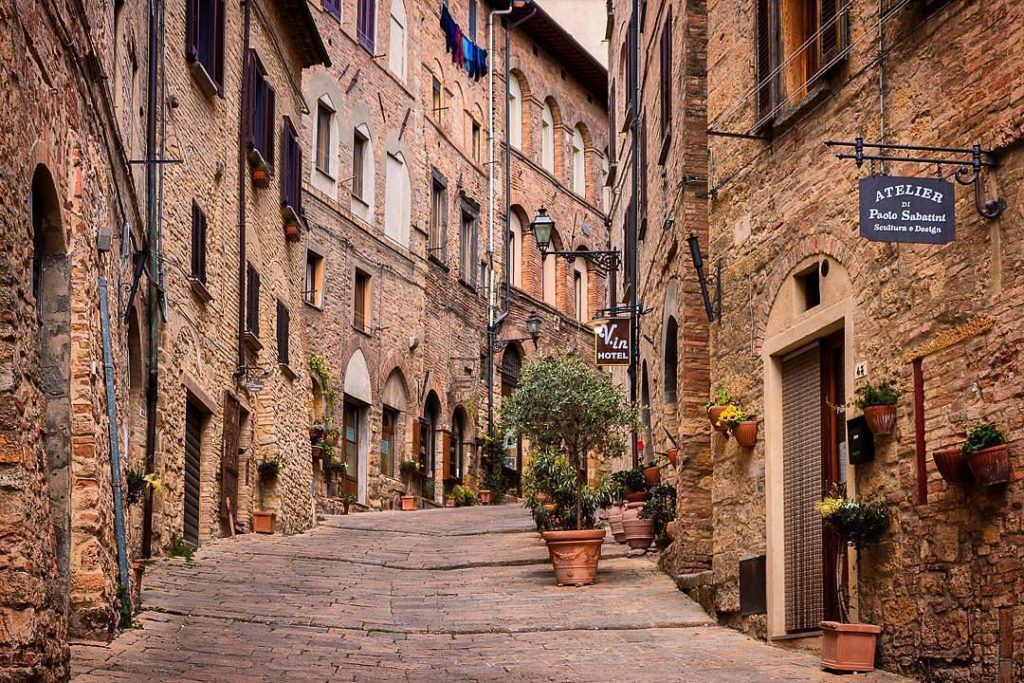 village-toscane-volterra 